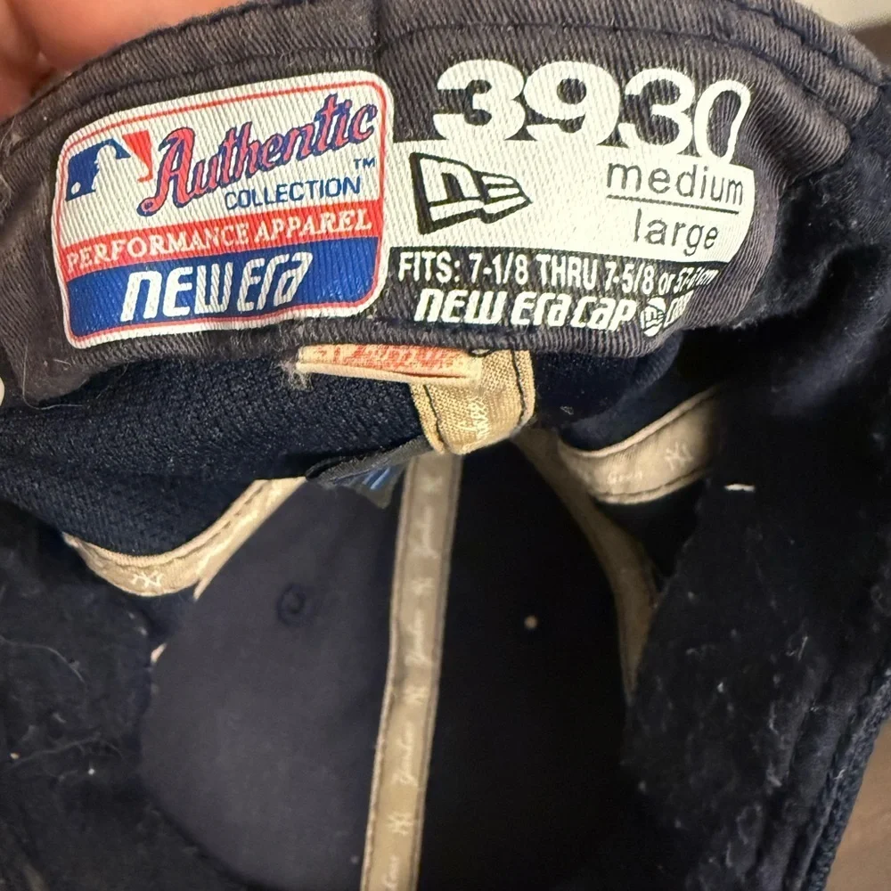 New Era Yankees 39THIRTY Stretch-Fit Hat (M/L)